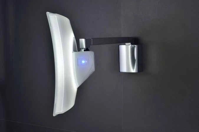 Maldive Square LED Magnifying Mirror 4 Maldive Square LED Magnifying Mirror - Image 2