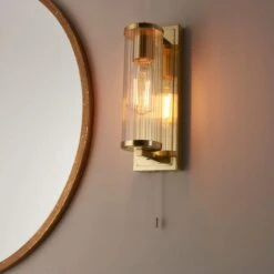 Deshi Wall Light - Brushed Brass -Burlington Bath Shop Deshi Wall Light Brass Lifestyle3