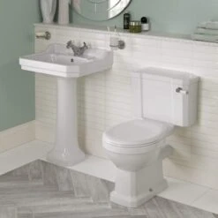 Shetland 4 Piece Toilet & 1TH Basin Set 11 Shetland 4 Piece Toilet & 1TH Basin Set -Burlington Bath Shop Shetland CCWC Standard Seat Lifestyle