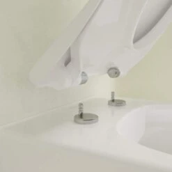 Villeroy & Boch Avento Quick Release Slim Toilet Seat Softclose White Alpin -Burlington Bath Shop VB AVENTO SLIM SOFTCLOSE SEAT HINGE